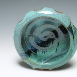 Toothbrush Holder front view in 'Mountain'