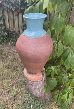 large_garden_pot.jpg large_garden_pot.jpg