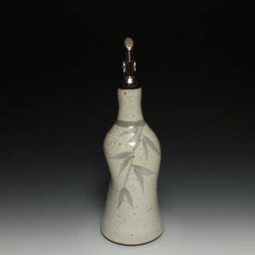 Oil or Vinegar Dispenser in Leaf