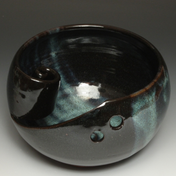 Knitting Bowl in Northern Lights